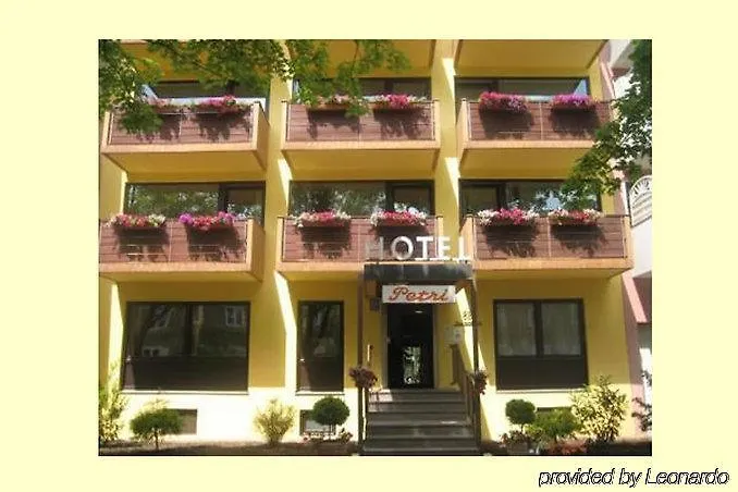 Petri Hotel 3*