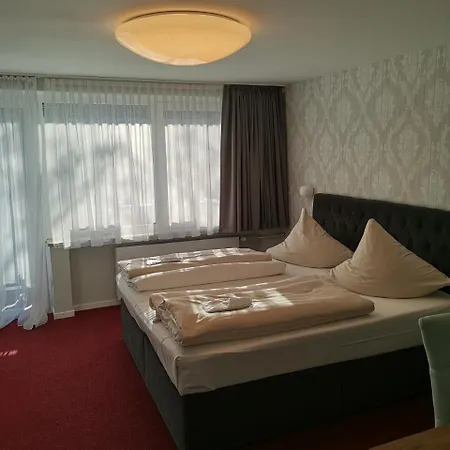 Отель Petri