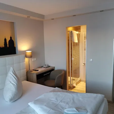 Hotel Petri 3*